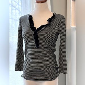 Black and white strip ruffle v-neck top